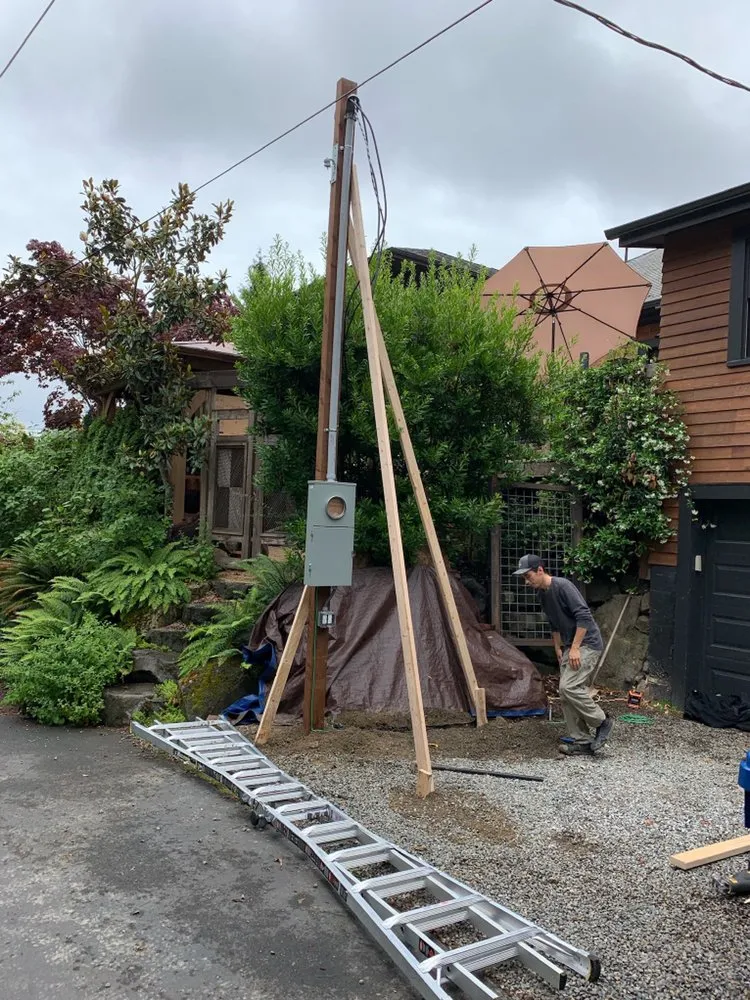 Expert electrician providing outlet and switch repair in , 