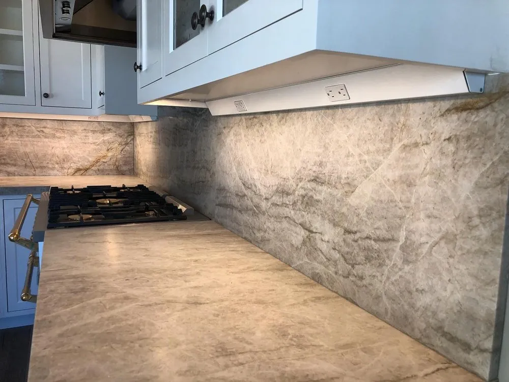 Licensed electrician providing lighting installation in ,