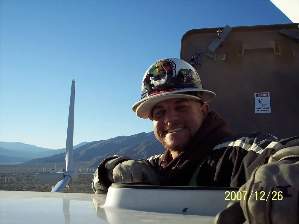 Expert electrician providing emergency electrical service in Carlsbad, CA - Fitzgerald Electrical Services