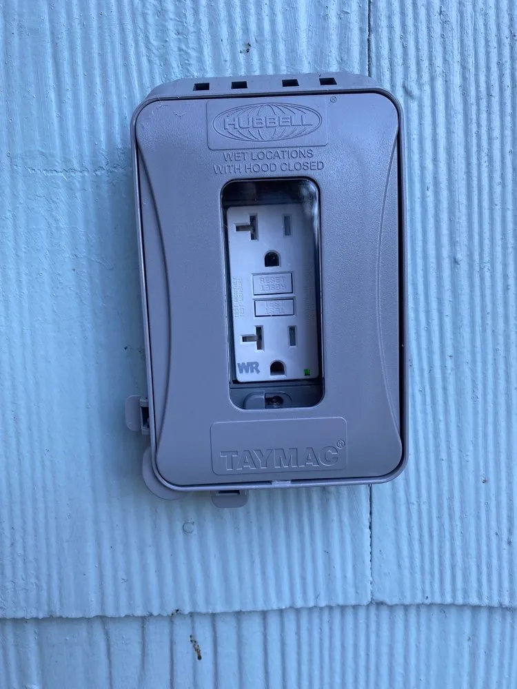 Reliable electrical service for homes in emergency electrical service, by