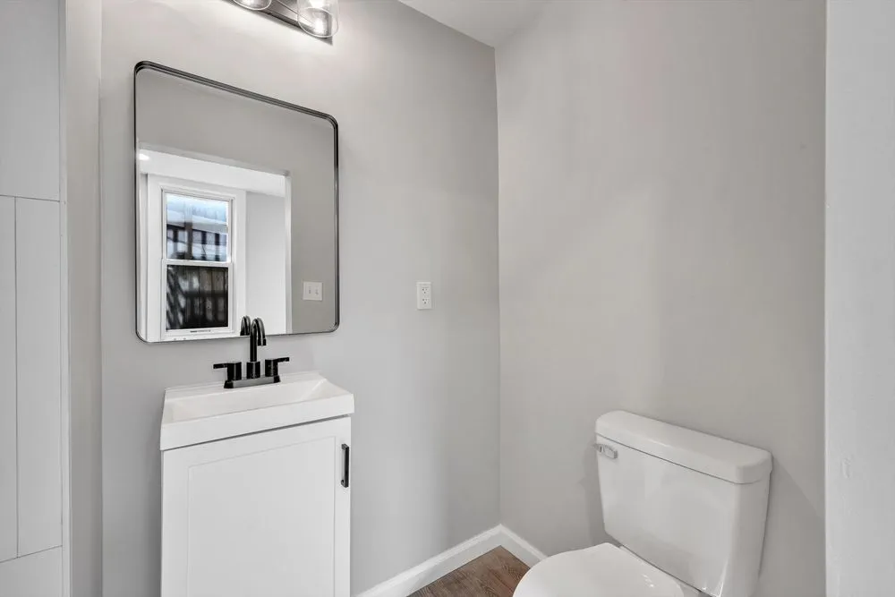 Slide of Five Star Contracting