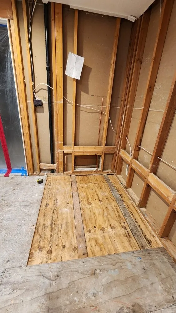 Slide of Five Star Costruction