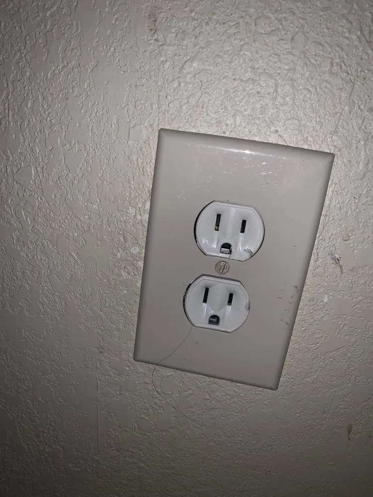 Slide of Five Star Electrical