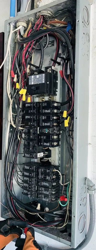 Slide of Five Star Electrical