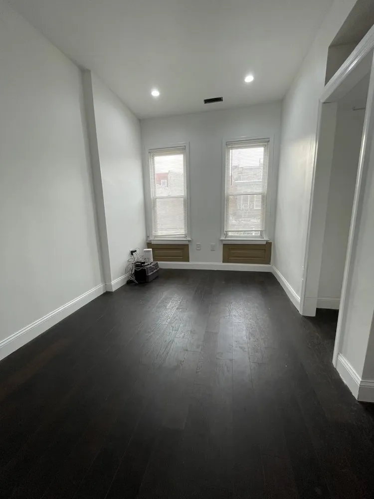 Slide of Fix and Flip Construction