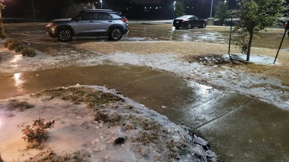 Slide of Fix It All DFW