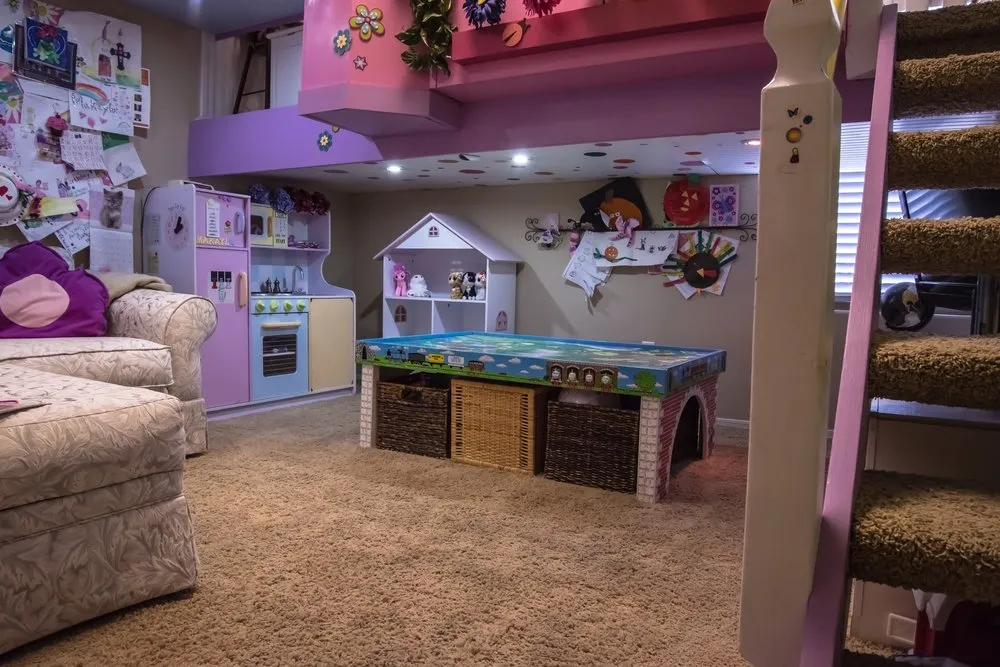 Slide of Fix It Floyd