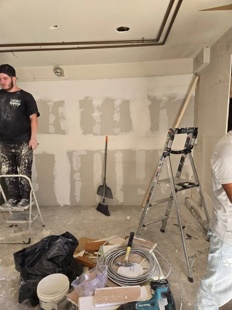 Licensed panel upgrade experts serving Reseda, CA - Fix It Handyman
