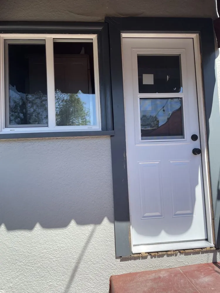 Reliable wiring installation experts serving Reseda, CA - Fix It Handyman