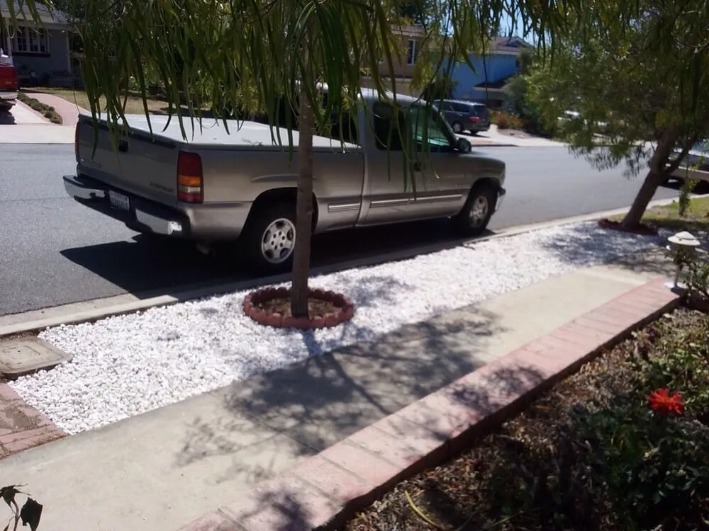 Expert electrician providing electrical repair in Newbury Park, CA - Fix-IT Man