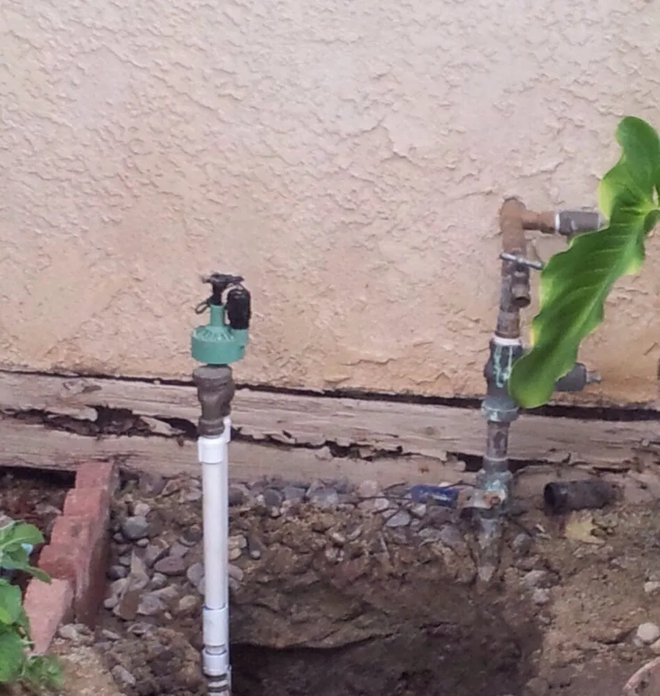 Emergency electrician providing emergency electrical service in Newbury Park, CA - Fix-IT Man