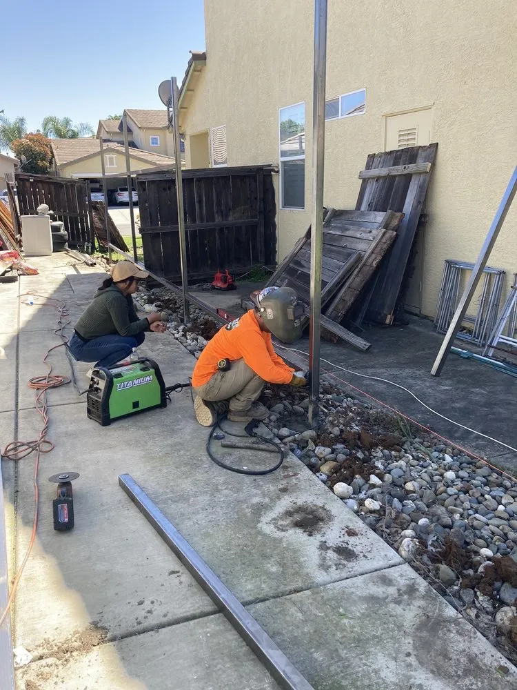 Slide of Fix IT Services