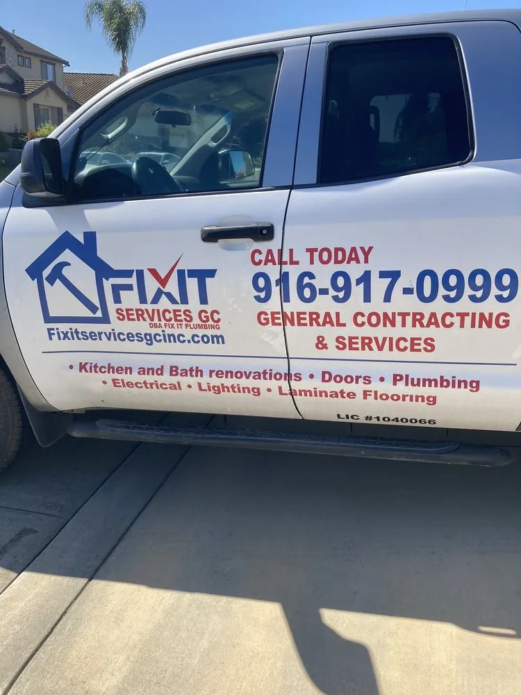 Slide of Fix IT Services
