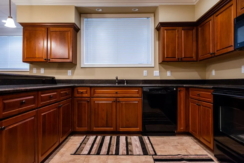 Certified electrician providing outlet and switch repair in Shelby charter Township, MI - Fix-It