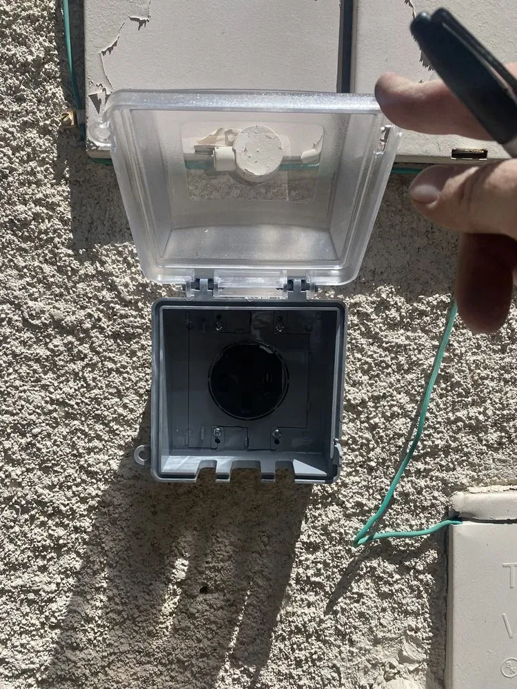 Slide of Fixel Electric and Lighting