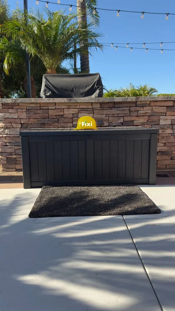 Slide of Fixi Handyman services