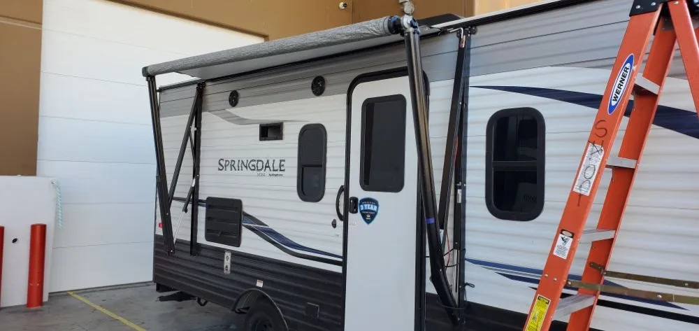 Slide of Fixin Dixon Mobile RV