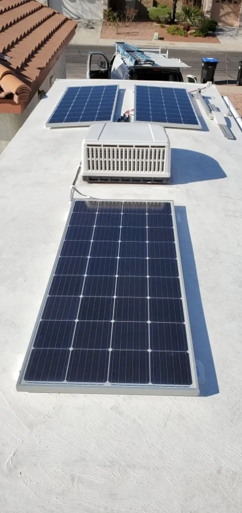 Slide of Fixin Dixon Mobile RV