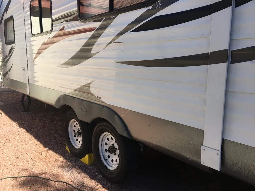 Slide of Fixin Dixon Mobile RV