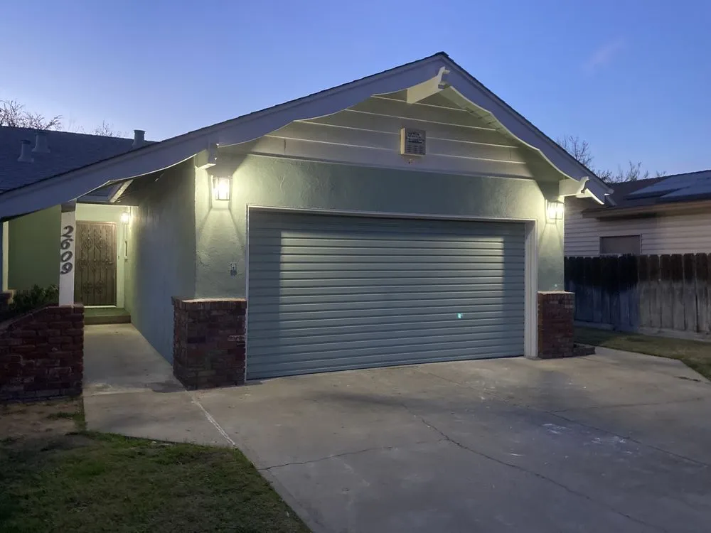 Slide of FixiTElectric