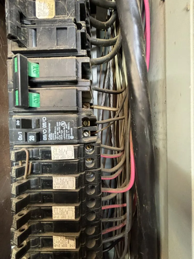 Slide of FixiTElectric