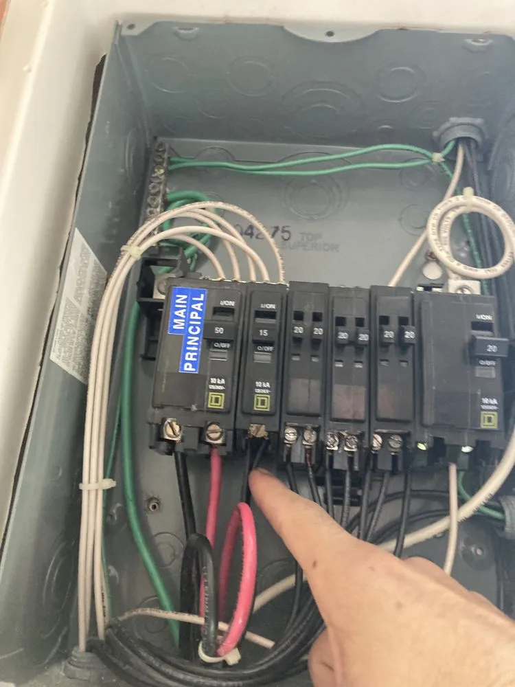 Slide of FixiTElectric