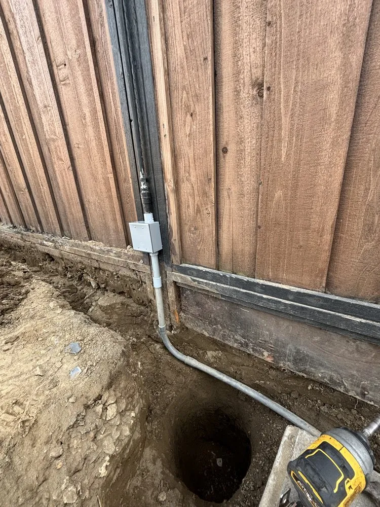 Slide of FixiTElectric