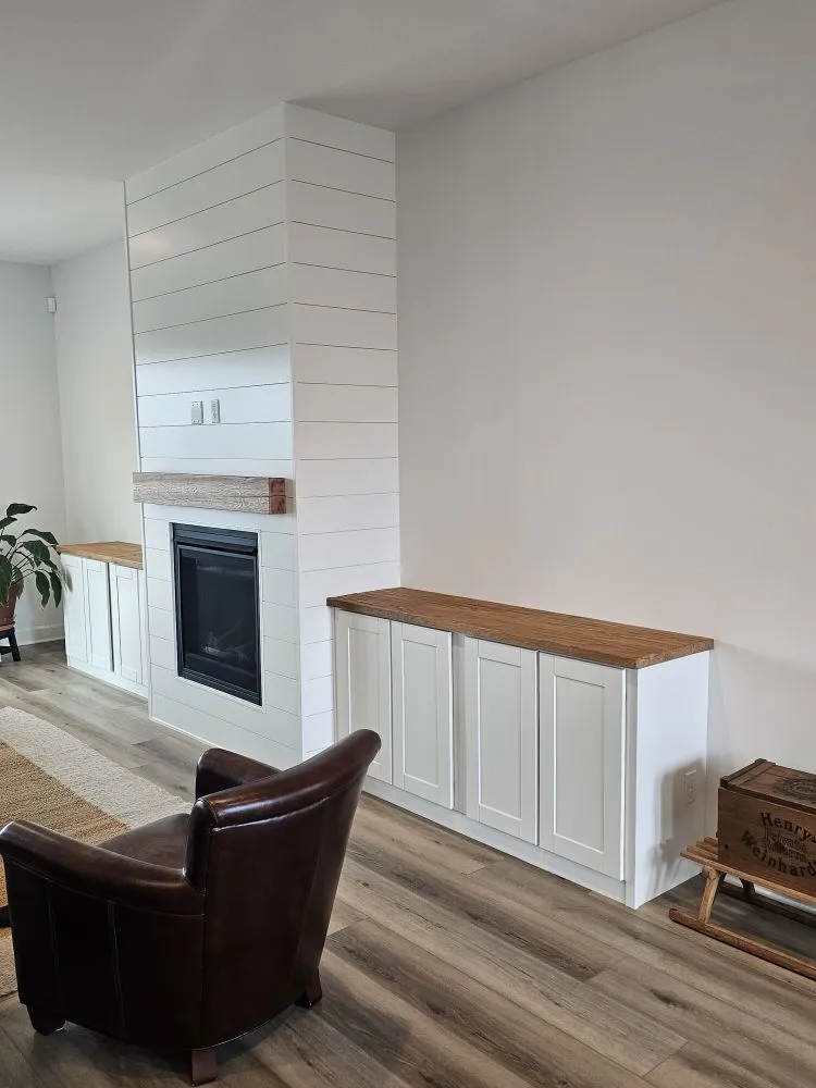 Slide of Fixmaster Handyman Service