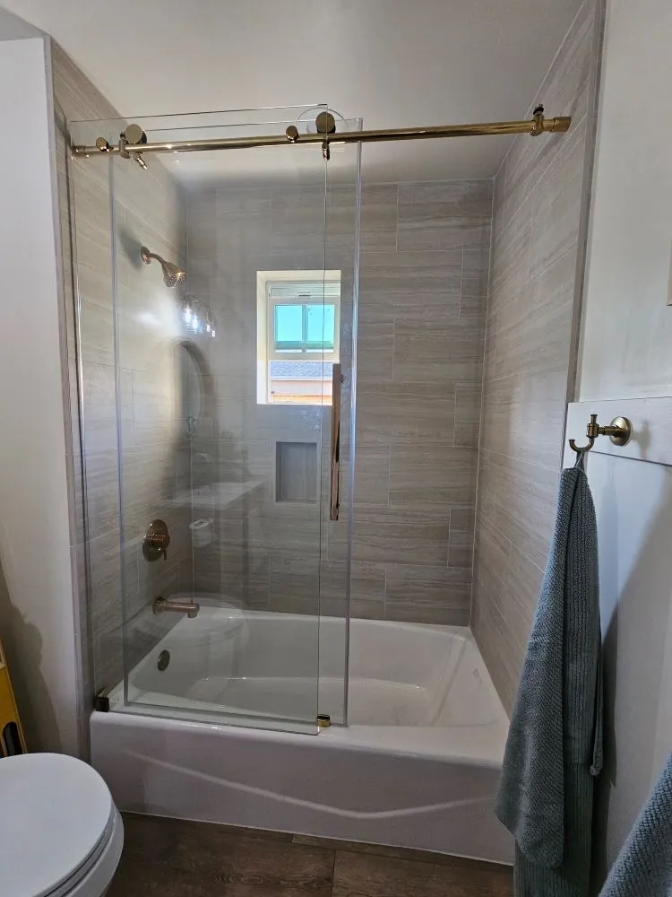 Slide of Fixmaster Handyman Service