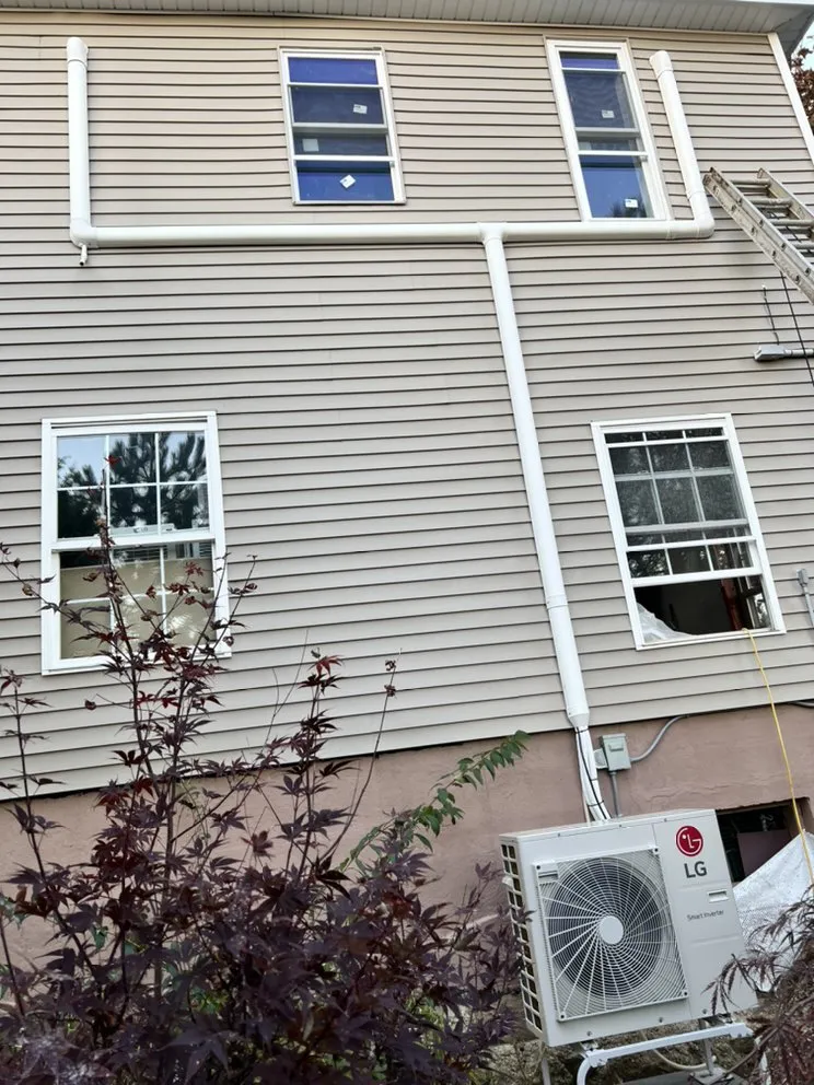 Slide of F&J Ductless