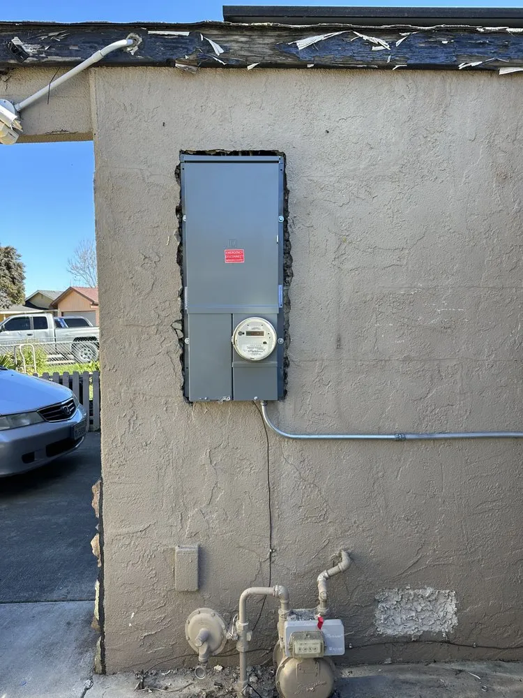 Slide of F&J Electrical Services