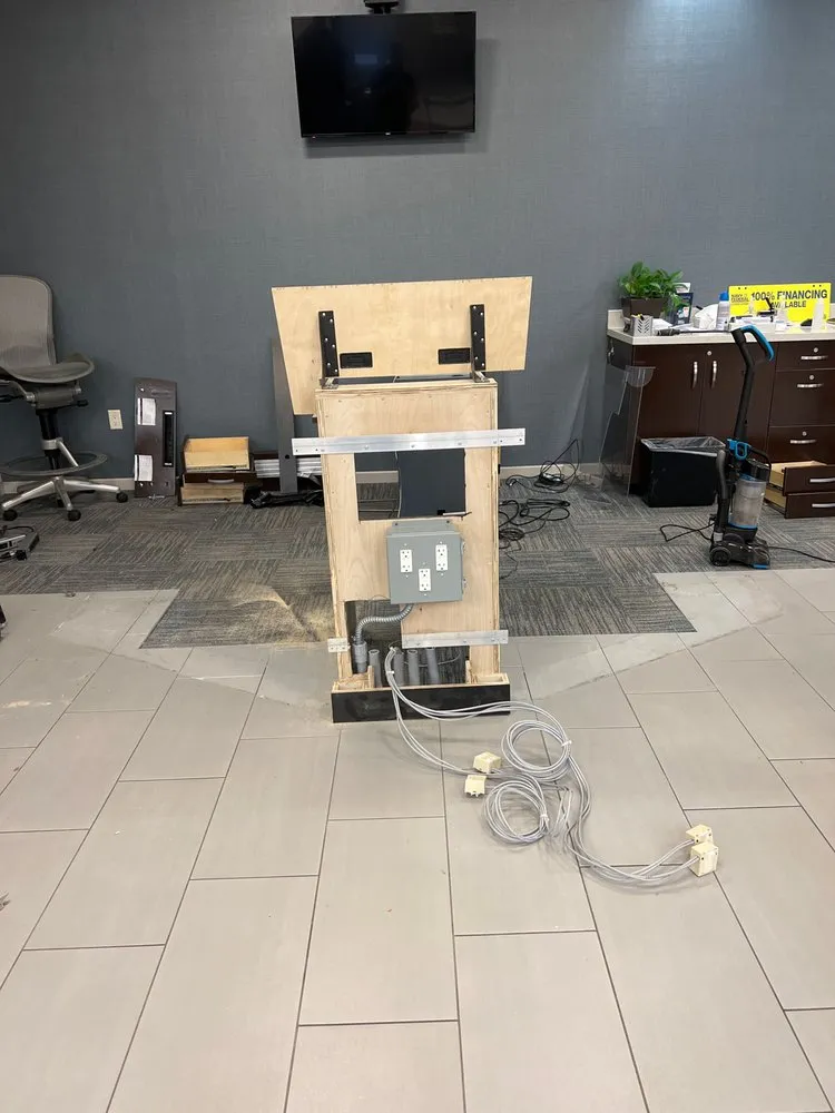 Slide of Flamingo Home Services