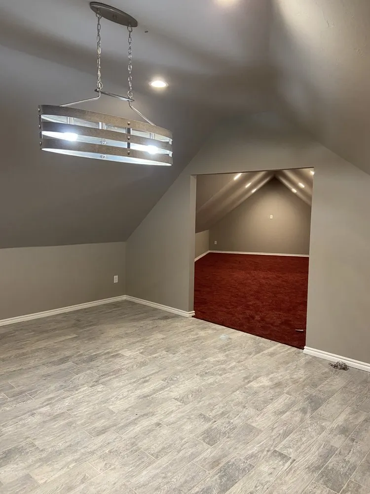 Slide of Flanco Electric