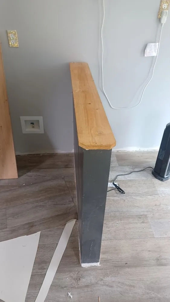 Licensed electrician providing lighting installation in , 