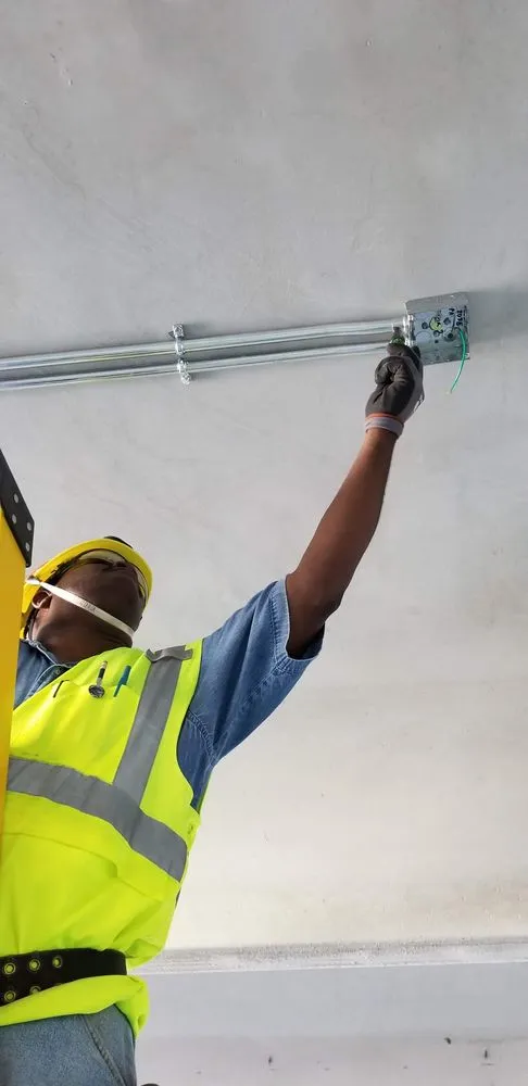 Slide of Flankers Electric