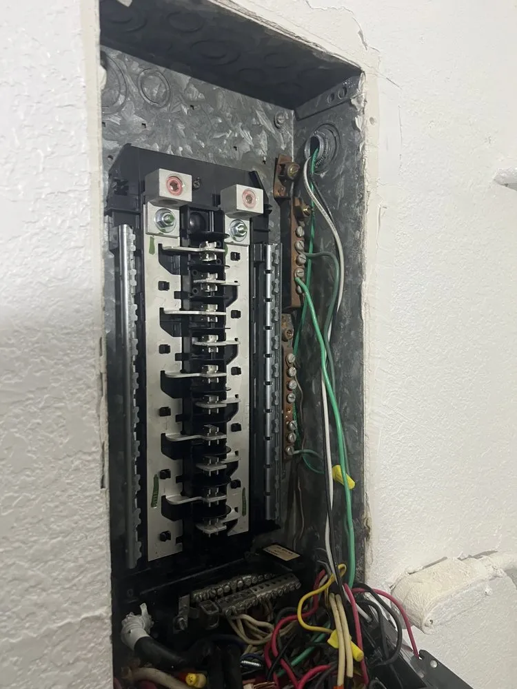 Slide of Flash Electric