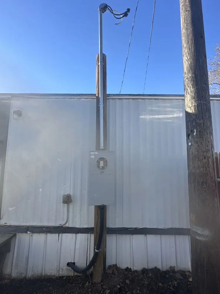 Slide of Flash Electric