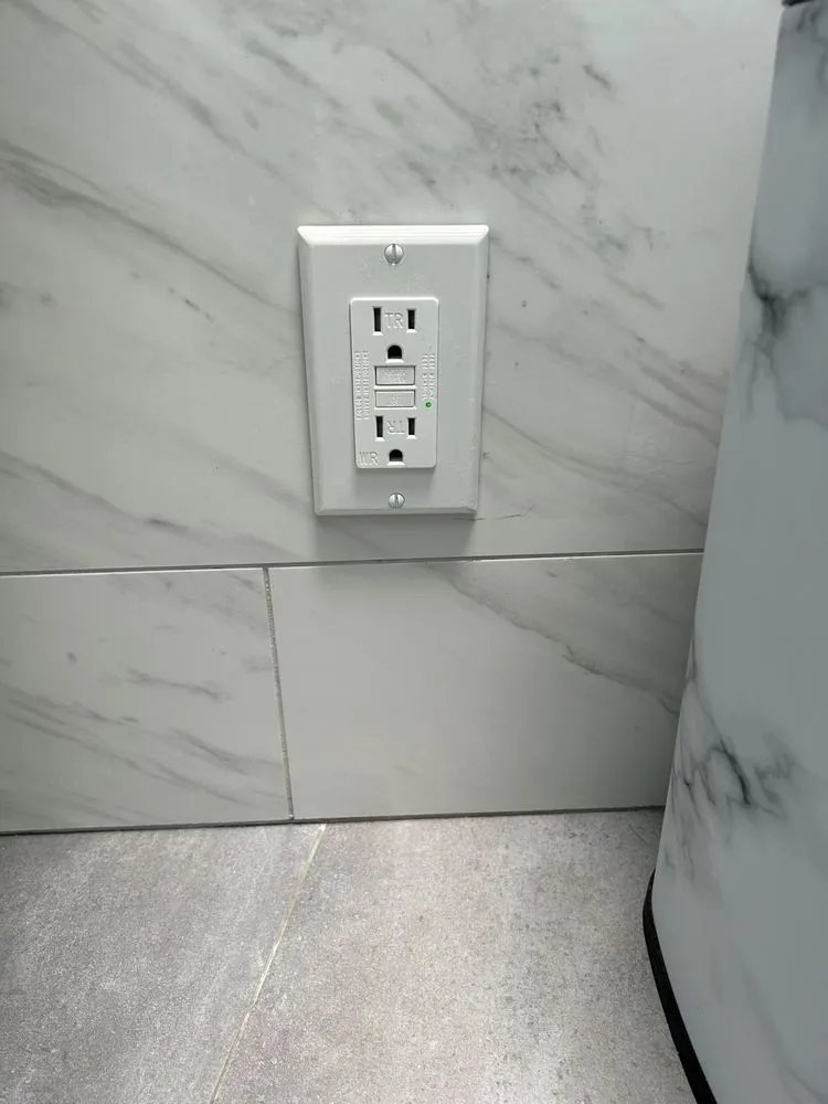 Slide of Flash Electric