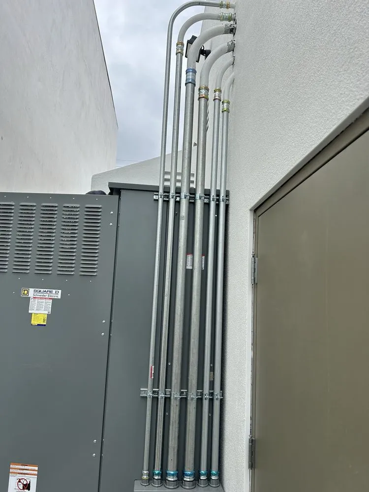 Slide of Flash Electric