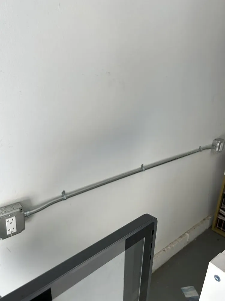 Slide of Flash Electric