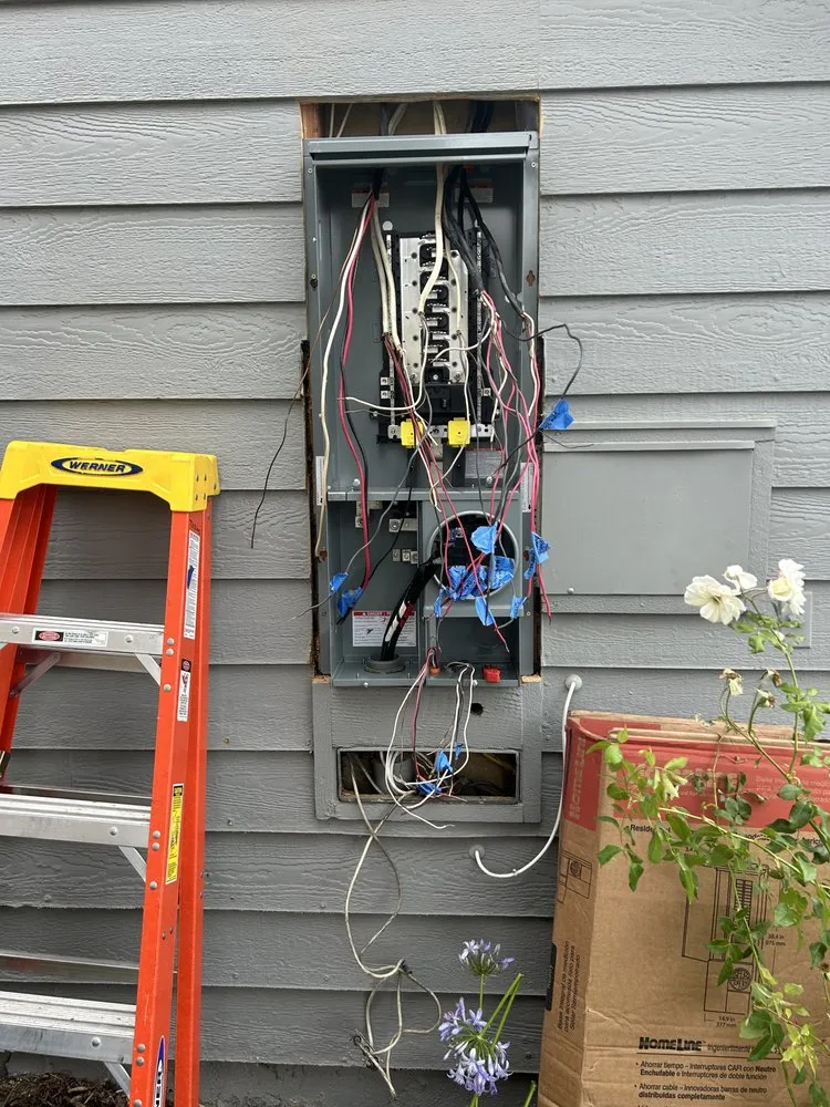 Slide of Flash Electric