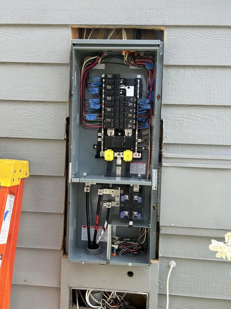 Slide of Flash Electric