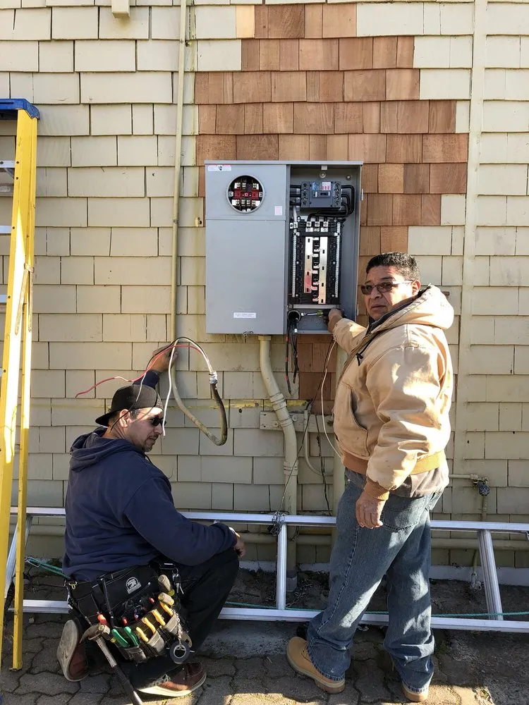 Slide of Flash Electric