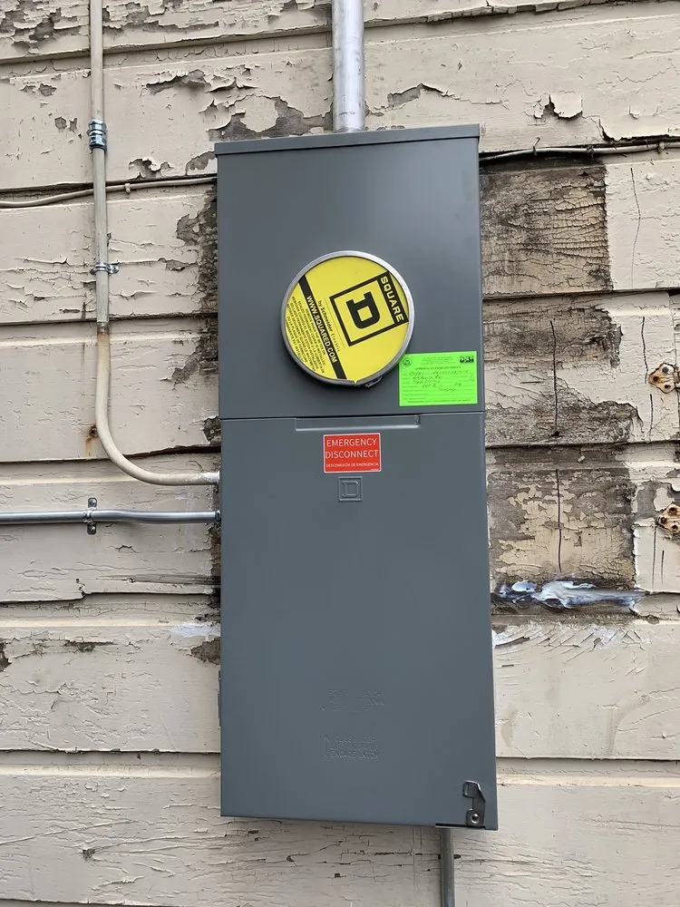 Slide of Flash Electric