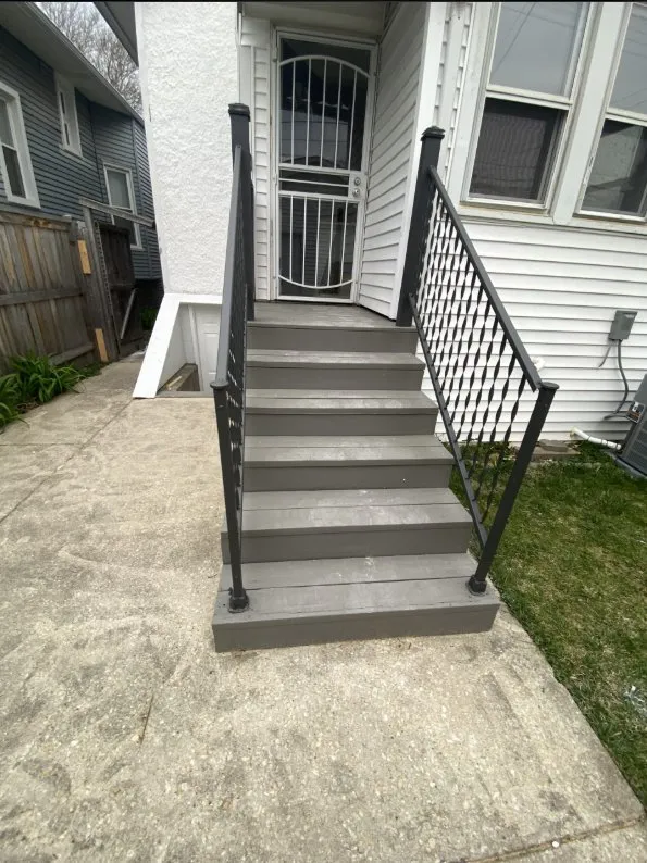 Slide of Flash Handy