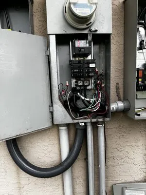 Flashing Lights Electric Logo