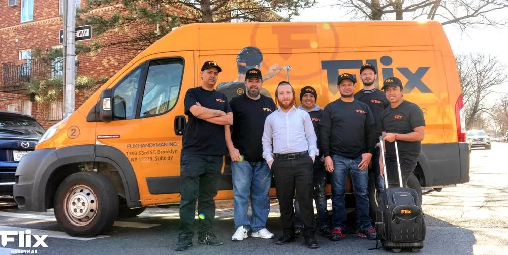 Slide of Flix Handyman