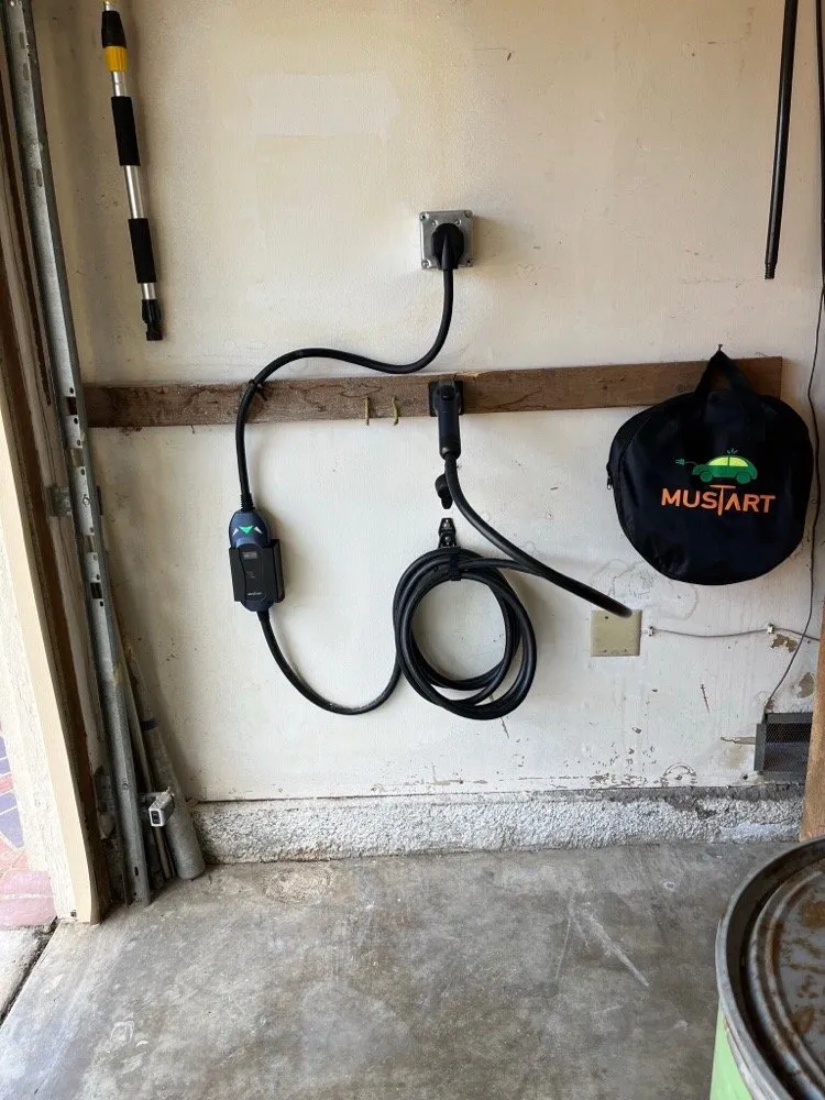 Slide of Flo Electric