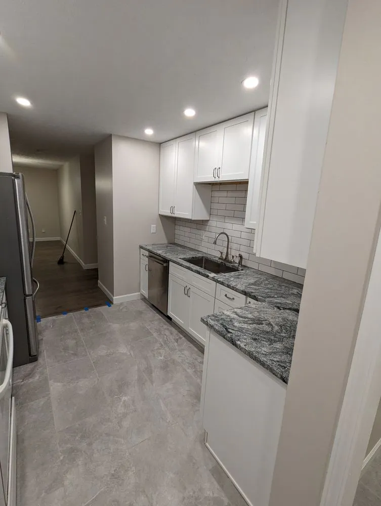 Slide of Flores & Sons