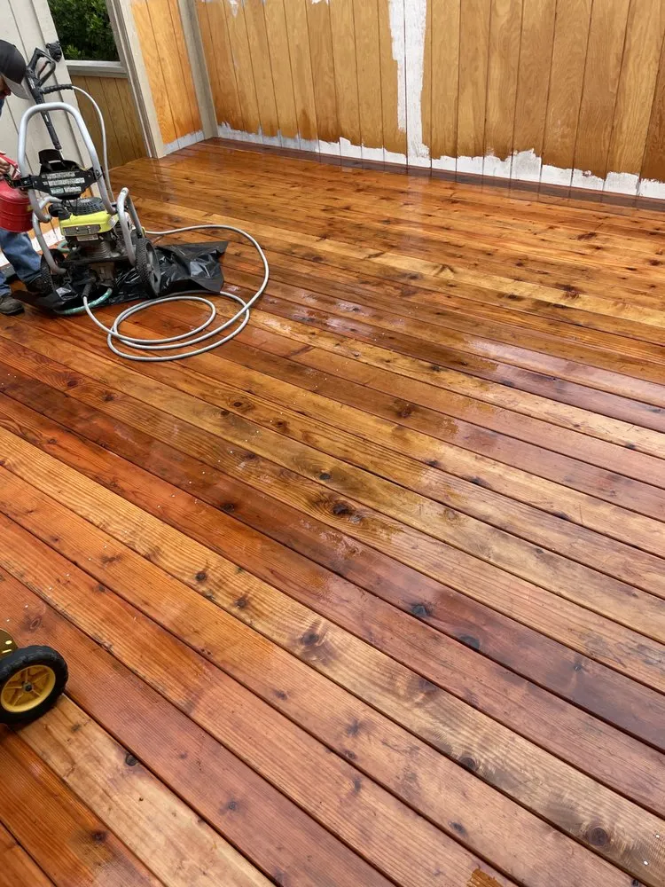 Slide of Flores Construcion